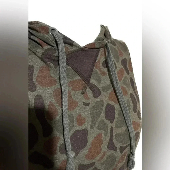 Carbon camo hooded sleeveless top small - Picture 4 of 12